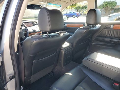 Used 2007 INFINITI M45 Base w/ Technology Pkg image 13