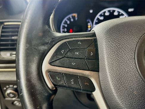 Used 2019 Jeep Grand Cherokee High Altitude AWD/4WD image 23