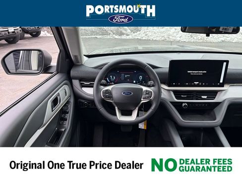 New 2026 Ford Explorer Active image 7
