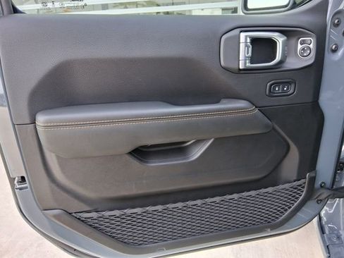 New 2026 Jeep Gladiator Sport image 18