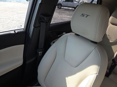 Used 2025 Buick Encore GX Sport Touring w/ Advanced Technology Package image 21