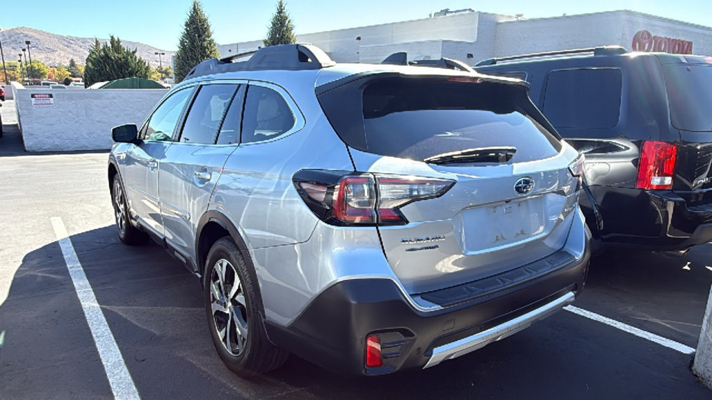 Used 2021 Subaru Outback Limited AWD/4WD image 3