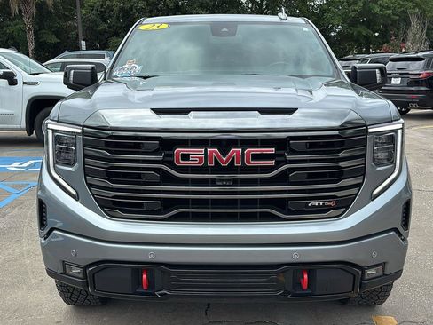 Used 2023 GMC Sierra 1500 AT4 w/ AT4 Premium Package AWD/4WD image 2