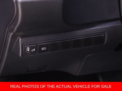Used 2021 Toyota Corolla SE FWD image 16