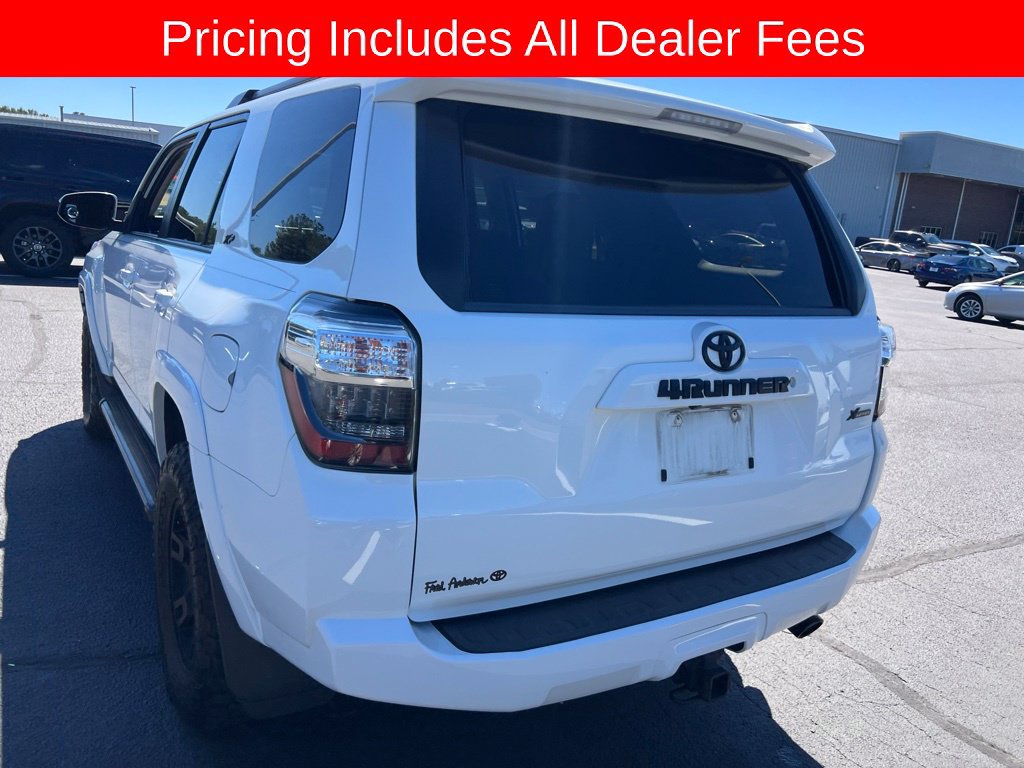 Used 2021 Toyota 4Runner SR5 AWD/4WD image 27