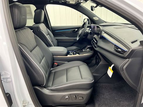 New 2026 Buick Enclave Avenir w/ Super Cruise Package image 23