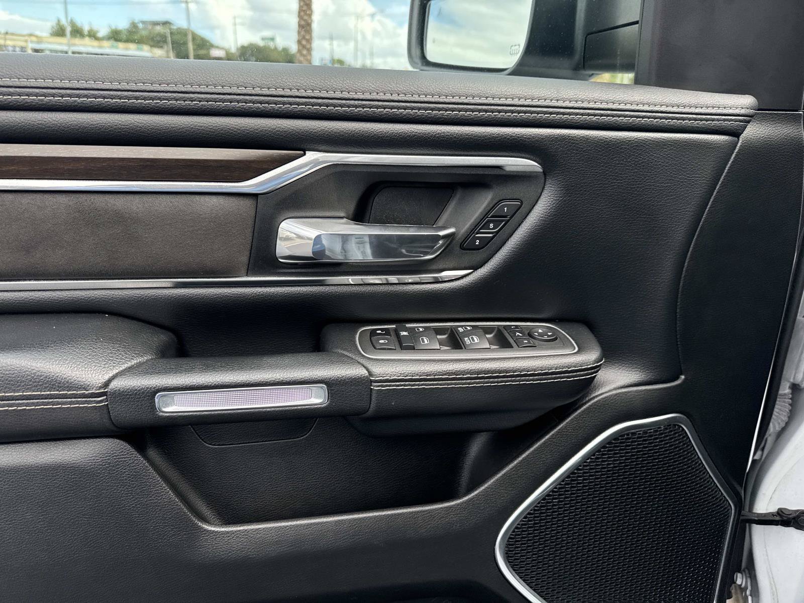 Used 2022 RAM 1500 Laramie w/ Laramie Southwest Edition RWD image 20