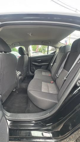 Used 2023 Nissan Sentra SV FWD image 15