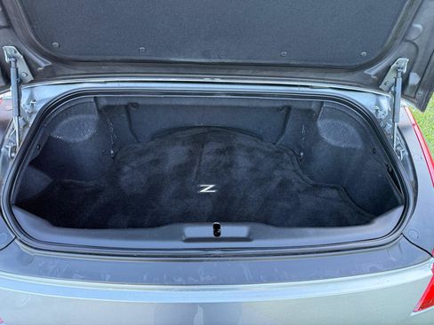 Used 2004 Nissan 350Z Touring RWD image 38