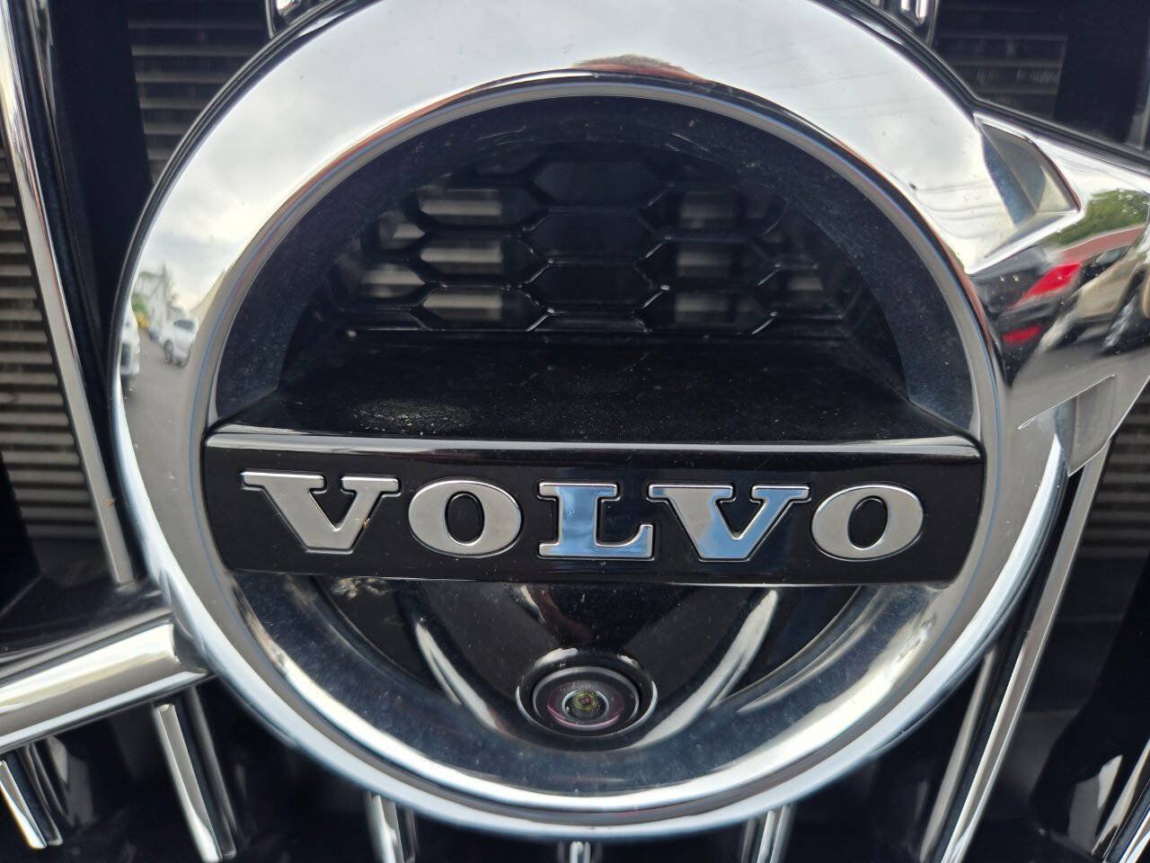 Used 2020 Volvo XC60 T6 Inscription w/ Protection Package AWD/4WD image 11