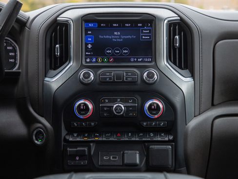 Used 2022 GMC Sierra 2500 Denali image 17