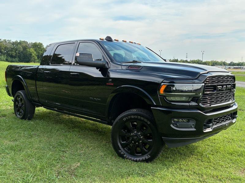 Used 2022 RAM 2500 Limited AWD/4WD image 3