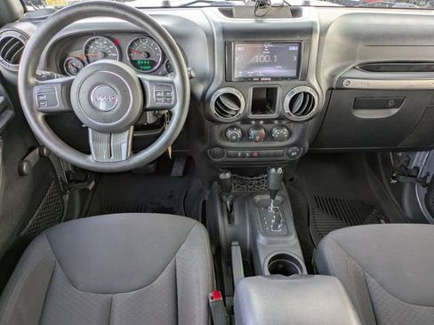 Used 2015 Jeep Wrangler Unlimited Sport image 14