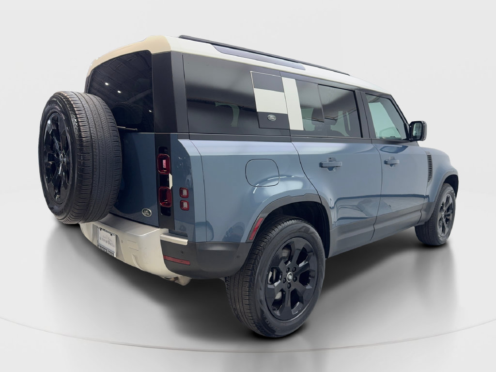 Used 2023 Land Rover Defender 110 SE AWD/4WD image 7
