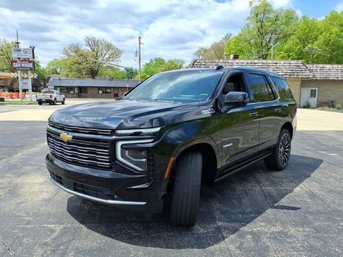 New 2026 Chevrolet Tahoe High Country AWD/4WD image 13