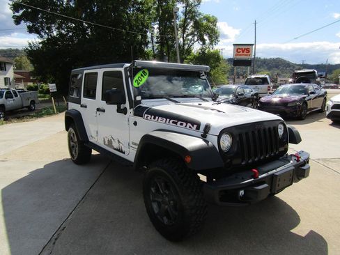 Used 2018 Jeep Wrangler Unlimited Rubicon AWD/4WD image 1