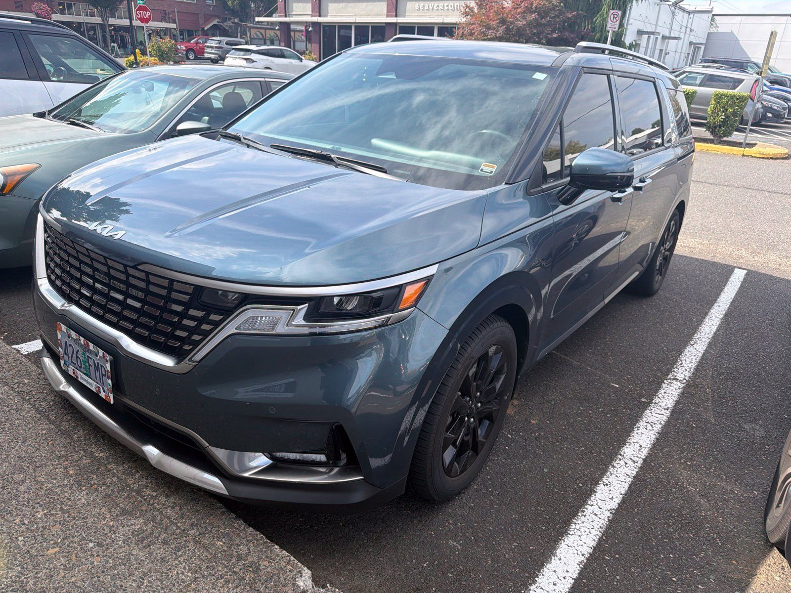 Used 2024 Kia Carnival SX FWD image 1