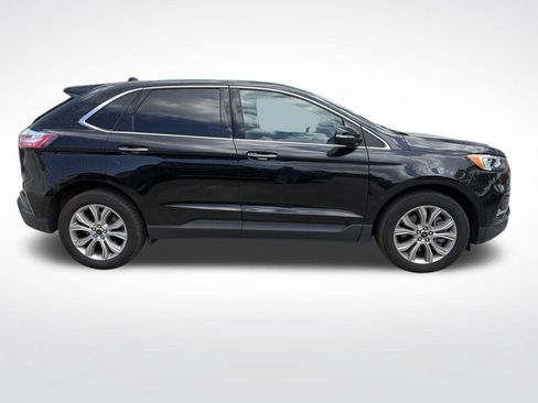 Used 2024 Ford Edge Titanium AWD/4WD image 4