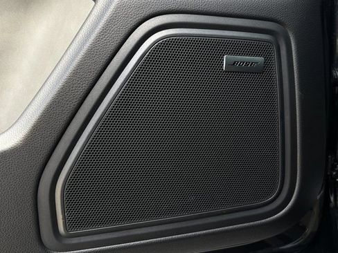 Certified 2026 Porsche Macan AWD/4WD image 21