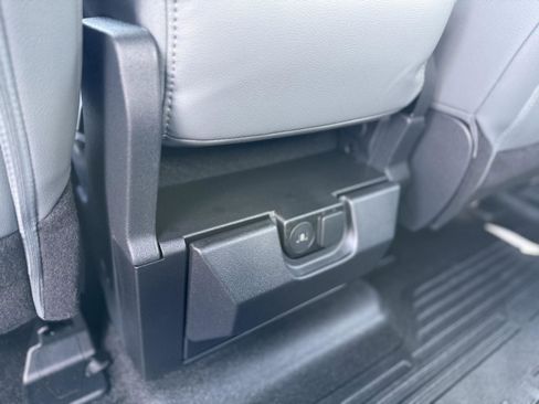 New 2026 Ford F550 4x4 Crew Cab image 24