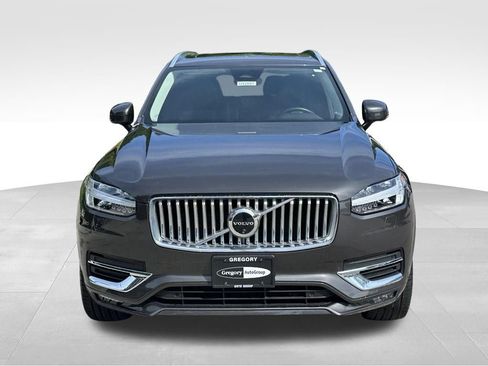 Used 2024 Volvo XC90 B6 Plus w/ Protection Package Premier AWD/4WD image 3