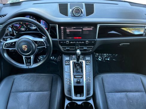Used 2020 Porsche Macan image 13