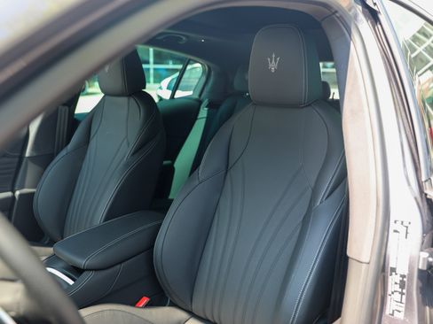 Used 2024 Maserati Grecale GT AWD/4WD image 20