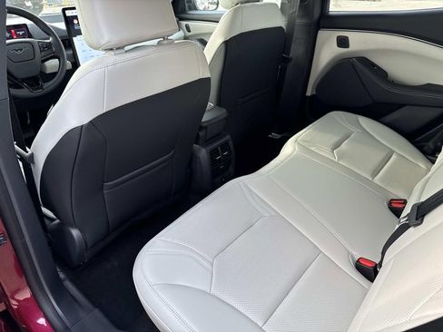 Used 2025 Ford Mustang Mach-E Premium image 12