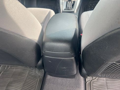 Used 2016 Hyundai Elantra SE FWD image 17