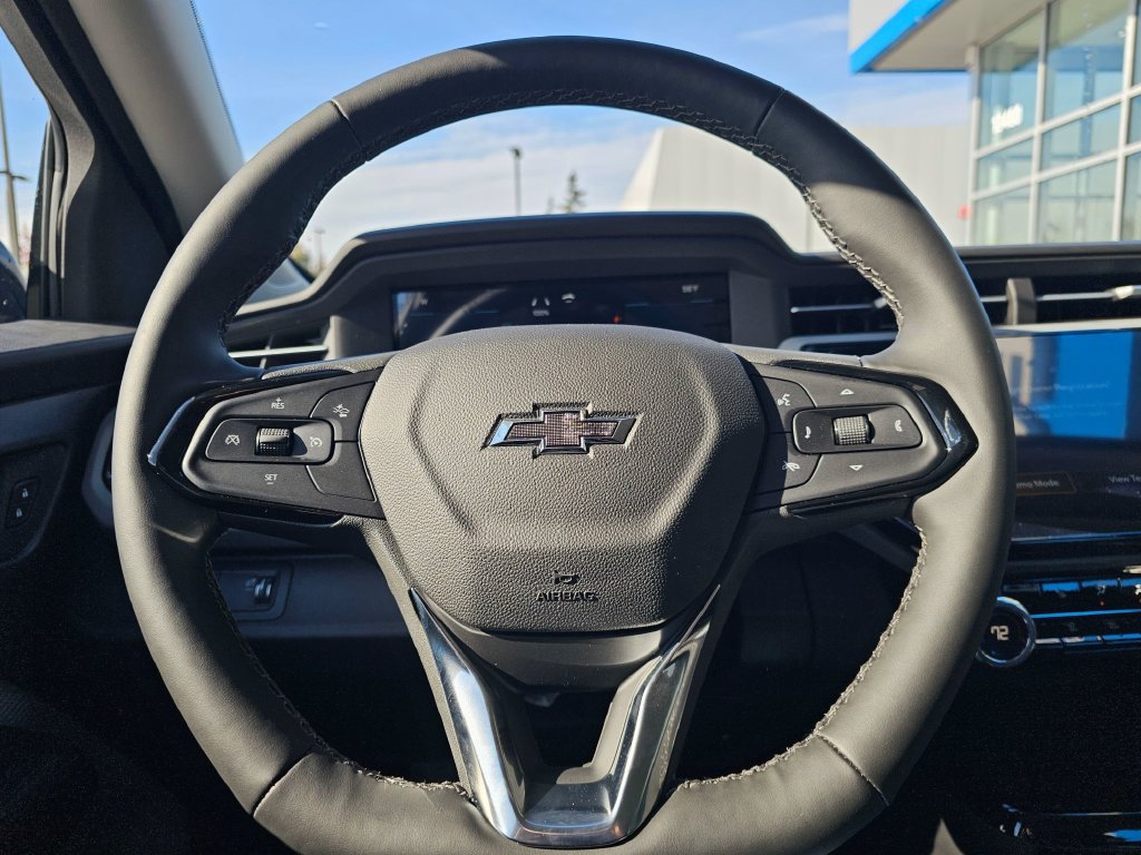 New 2027 Chevrolet Bolt LT w/ Comfort Package FWD image 26