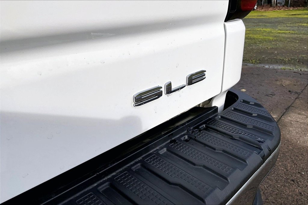 Used 2022 GMC Sierra 1500 SLE AWD/4WD image 11