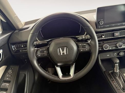 Used 2022 Honda Civic EX-L image 12