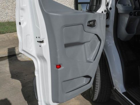 Used 2019 Ford Transit 250 130 Low Roof image 36