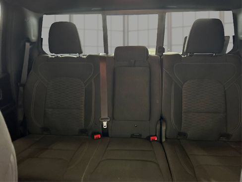 Used 2025 RAM 1500 Big Horn AWD/4WD image 13