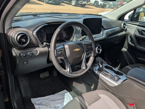 Used 2024 Chevrolet Blazer LT w/ Convenience Package FWD image 6