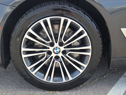 Used 2018 BMW 530i RWD image 25