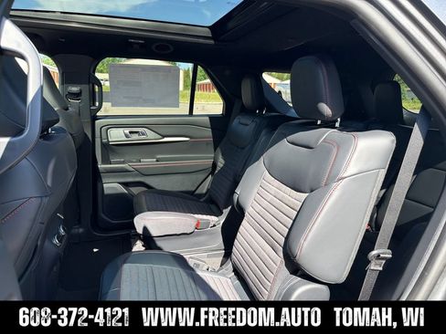 New 2026 Ford Explorer ST-Line w/ ST-Line Street Pack AWD/4WD image 25