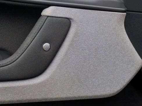 Used 2021 Polestar Polestar 2 image 15