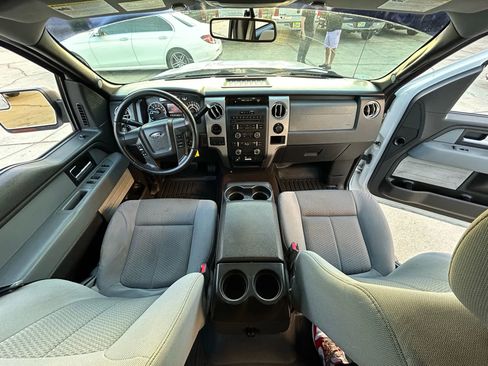 Used 2012 Ford F150 XLT w/ XLT Chrome Pkg image 8