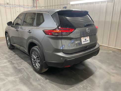 Used 2026 Nissan Rogue S AWD/4WD image 19