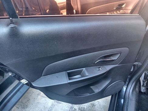 Used 2016 Chevrolet Cruze LT image 20