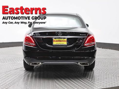 Used 2018 Mercedes-Benz C 300 4MATIC Sedan image 6