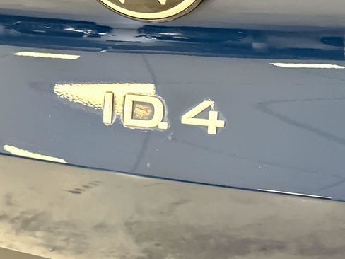Used 2023 Volkswagen ID.4 Pro image 26