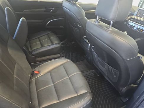 Used 2021 Kia Telluride SX w/ Nightfall Edition Package AWD/4WD image 13