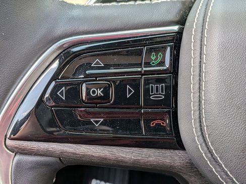 Certified 2021 Jeep Grand Cherokee L Overland w/ Luxury Tech Group IV image 20