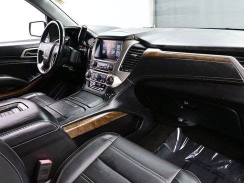 Used 2018 GMC Yukon Denali w/ Denali Ultimate Package image 16
