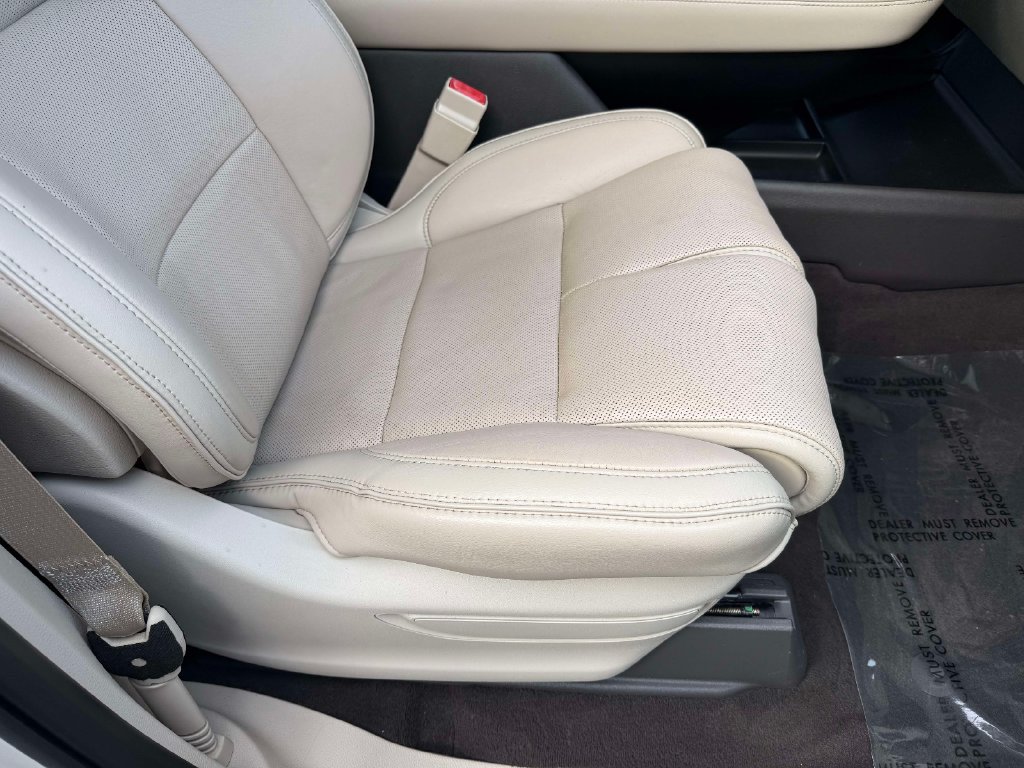 Used 2019 Lincoln Navigator Reserve w/ Cargo Package AWD/4WD image 15