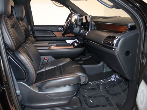 Used 2024 Lincoln Navigator L Black Label AWD/4WD image 55