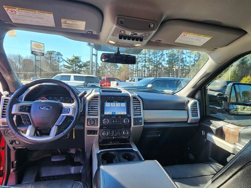 Used 2017 Ford F250 Lariat w/ Chrome Package image 12