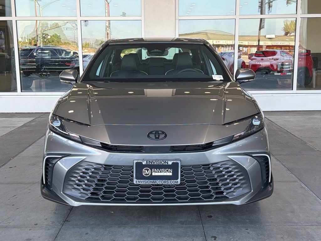 New 2026 Toyota Camry SE w/ Convenience Package FWD image 4